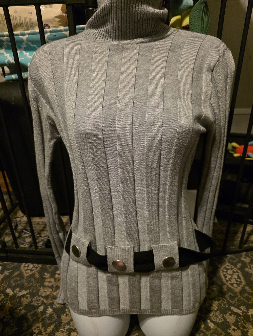 Gray Ribbed Turtleneck Sweater with Decorative Belt